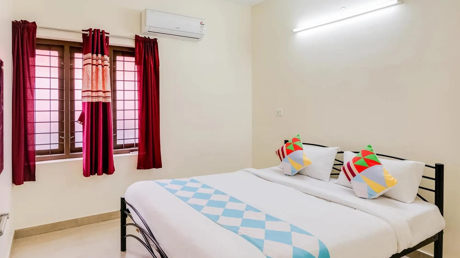 Hotel O Aashniya Homes Elur